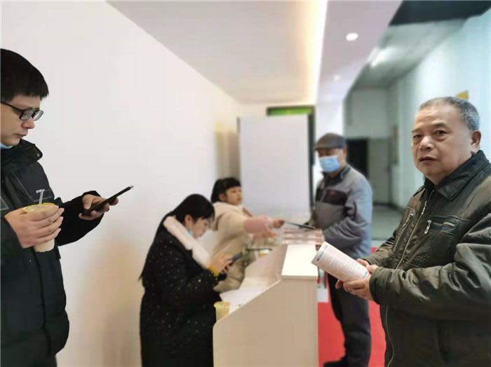 四川中青旅綿陽分社、綿陽市中旅假日旅行社、綿陽自來文化傳播有限公司24H自助售貨服務(wù)盛大開業(yè)