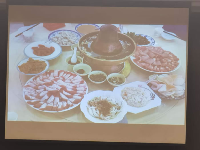 綿陽中旅行假日旅行社舉行胡楊林、南疆專列推薦會